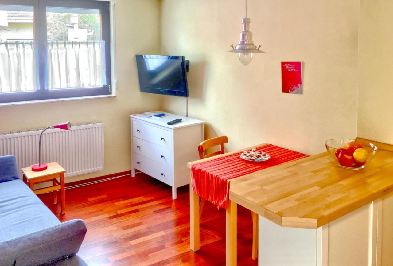 Ferienwohnung Maeder Schaafheim Extérieur photo